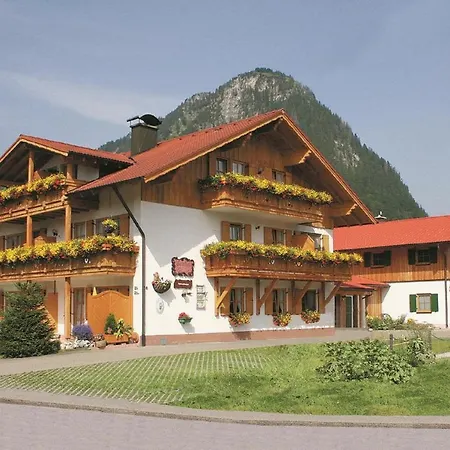 Guest house Vendel 4*